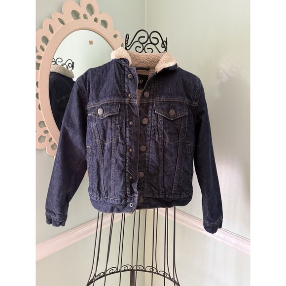 GAP KIDS SHERPA LINED BLUE DENIM JACKET SIZE LARGE (10-11) DARK WASH - Picture 1 of 5